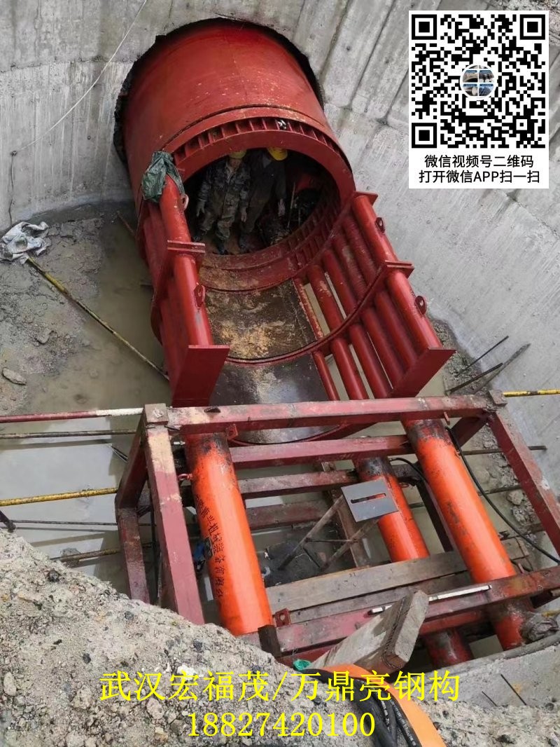 汤逊湖顶管工程.jpg 汤逊湖顶管工程.jpg